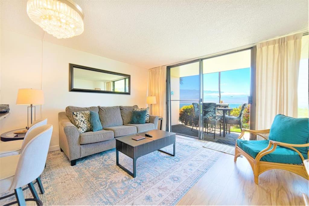 Stunning Maui Direct Ocean Front On The Beach, Walk To Beach From Condo, Watch Turtles, Whales, Ac In All Rooms Ocean View Pool And Spa Wailuku Kültér fotó