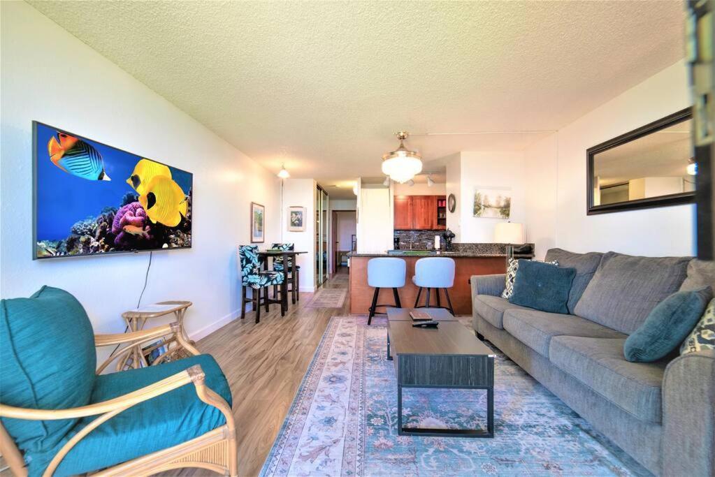 Stunning Maui Direct Ocean Front On The Beach, Walk To Beach From Condo, Watch Turtles, Whales, Ac In All Rooms Ocean View Pool And Spa Wailuku Kültér fotó